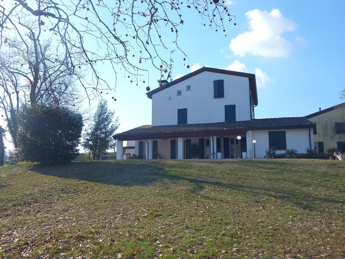 Room&Breakfast Villa Angela Sala Baganza Exterior foto